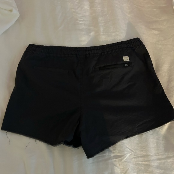 Vuori Charcoal Grey Athletic Women's Shorts - Picture 3 of 4